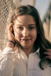Jonge vrouw 18